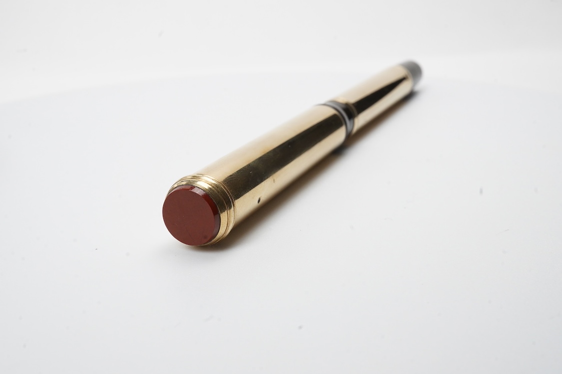 A rare Waterman eye dropper with French control marks with cornelian stone cap top. Highly collectable and sought after pen